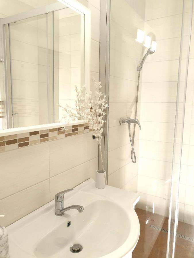 Apartman Central, Self Check In 24 H, Free Parking Banska Bystrica Ngoại thất bức ảnh